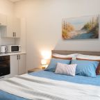 Студио (Новая студия рядом с метро), Апартаменты Новая студия рядом с метро Волгоградский проспект