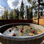 Купель с украшением