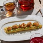 Блюдо на завтрак «Французский омлет с креветками»