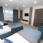 Семейный (Однокомнатный  Комфорт с балконом в корпусе 1), Санаторий Голубая волна