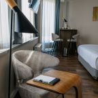 Полулюкс (Джуниор Сюит Бизнес), Отель NUUR hotel