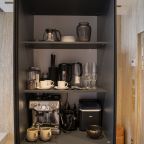 Апартаменты (Апартаменты для романтических свиданий), Апартаменты 2ROOMS