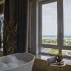 Апартаменты (Апартаменты для романтических свиданий), Апартаменты 2ROOMS