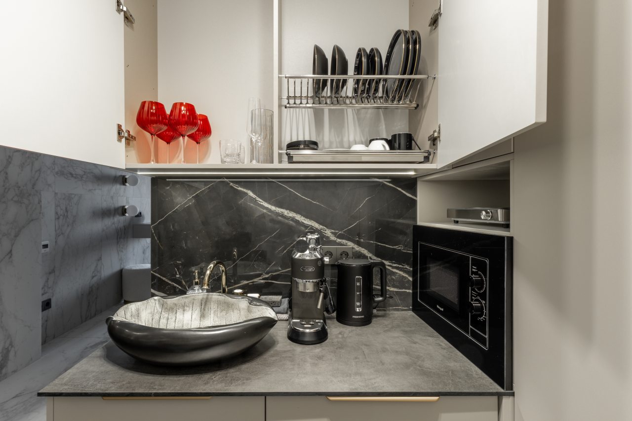 Апартаменты (Манящая ночь 1402), Апартаменты 2ROOMS