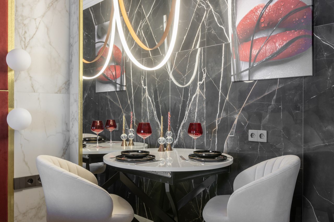 Апартаменты (Манящая ночь 1402), Апартаменты 2ROOMS