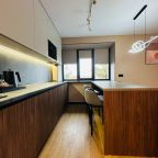 Люкс (Люкс с двуспальной кроватью и двуспальным диваном), Апарт-отель Freedom