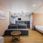 Люкс (Люкс с двуспальной кроватью и двуспальным диваном), Апарт-отель Freedom