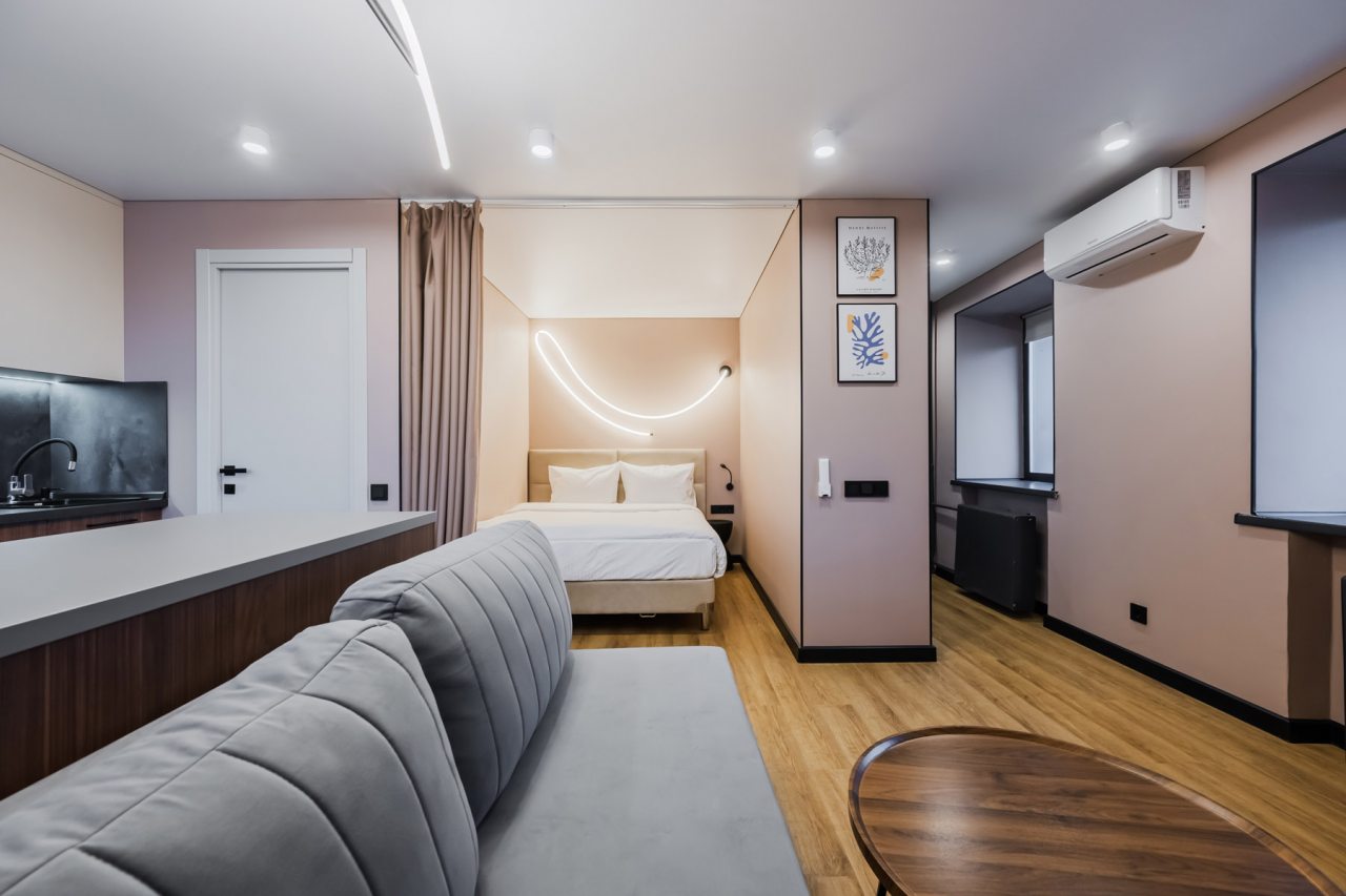 Люкс (Люкс с двуспальной кроватью и двуспальным диваном), Апарт-отель Freedom