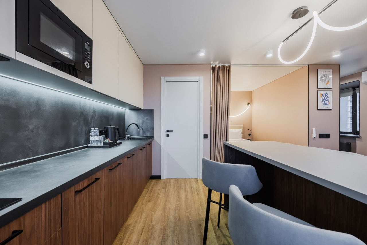 Люкс (Люкс с двуспальной кроватью и двуспальным диваном), Апарт-отель Freedom