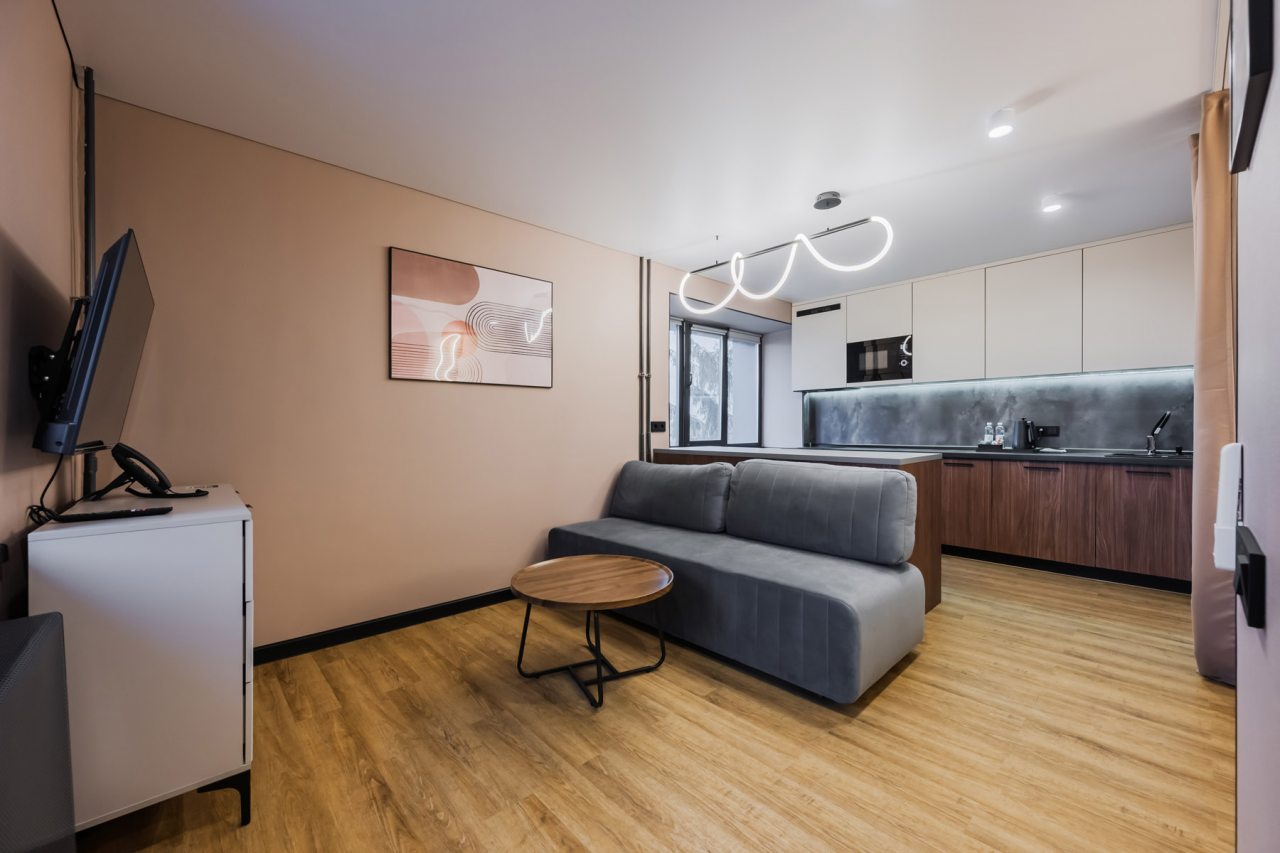 Люкс (Люкс с двуспальной кроватью и двуспальным диваном), Апарт-отель Freedom