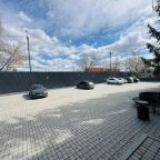 Парковка под охраной, Апарт-отель Freedom