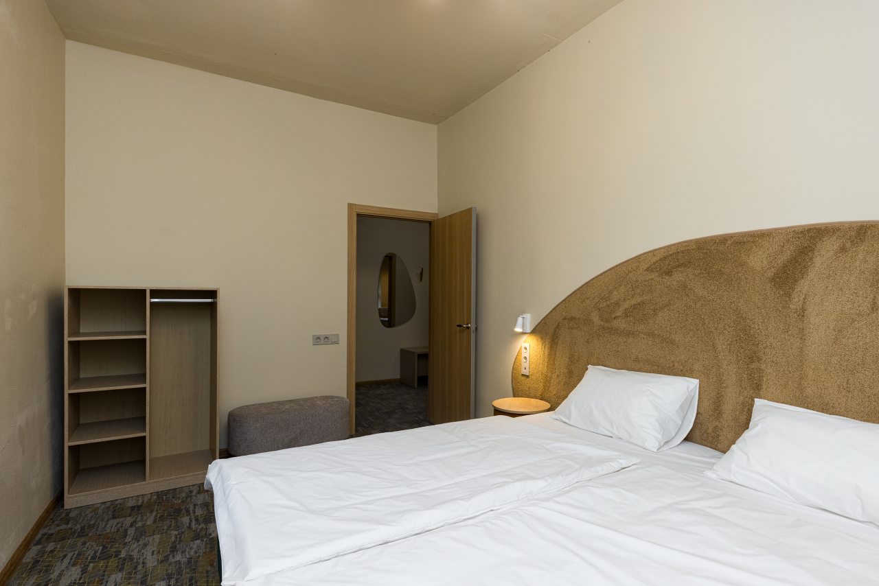 Номер (Стандарт двухкомнатный), База отдыха Янтарь