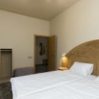 Номер (Стандарт двухкомнатный), База отдыха Янтарь