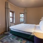 Номер (Стандарт улучшенный), База отдыха Янтарь