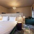 Номер (Стандарт улучшенный), База отдыха Янтарь