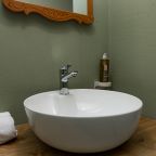 Номер (Стандарт улучшенный), База отдыха Янтарь