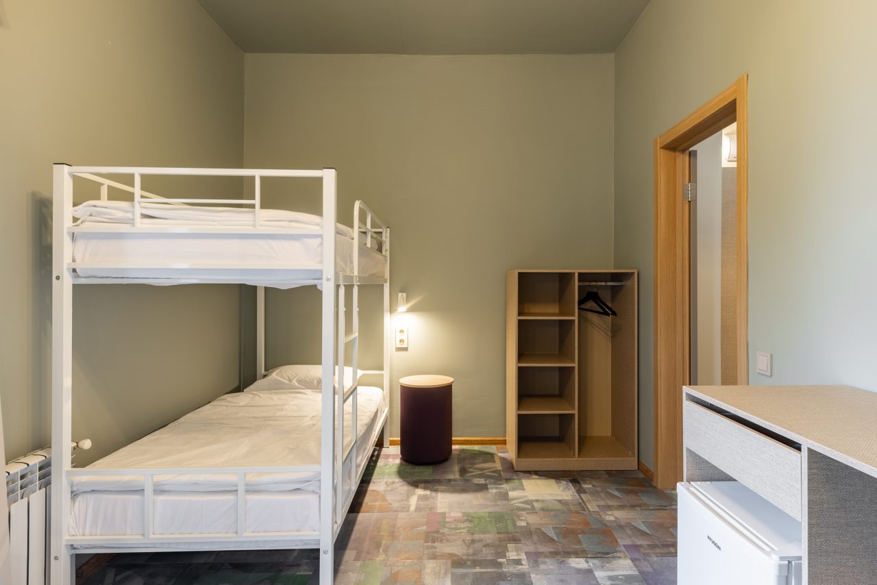 Номер (Стандарт двухкомнатный семейный), База отдыха Янтарь