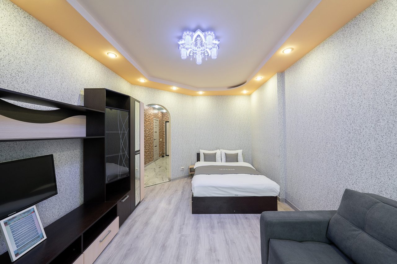 Квартира (Inndays Apartments на Аркадия Шипунова, 8), Апартаменты 2-к квартира в Левобережном р-не