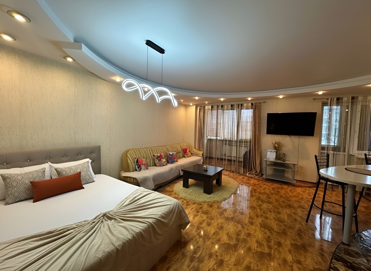 Двухместный (Уютная студия с джакузи в центре), Апартаменты Студия в центре с джакузи