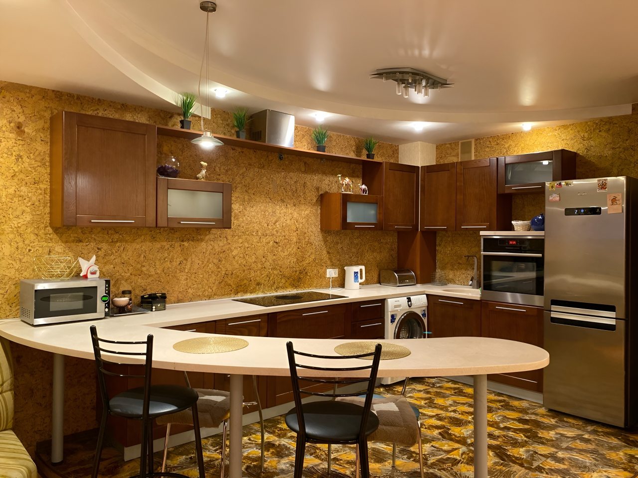 Жильё полностью ваше, Апартаменты Студия в центре с джакузи