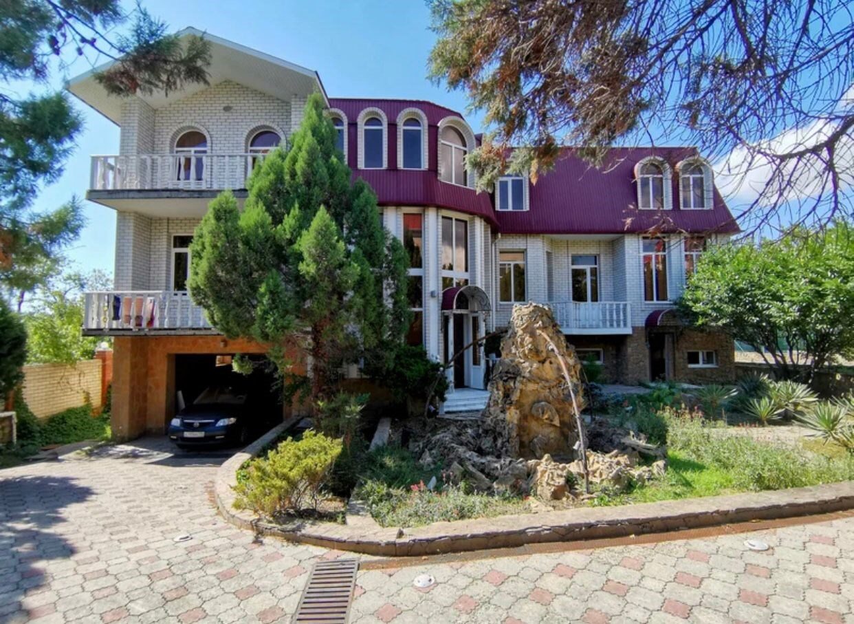 Вилла (Прованс), Коттедж Маша дома