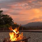 Объект находится в горах, Глэмпинг Терраса