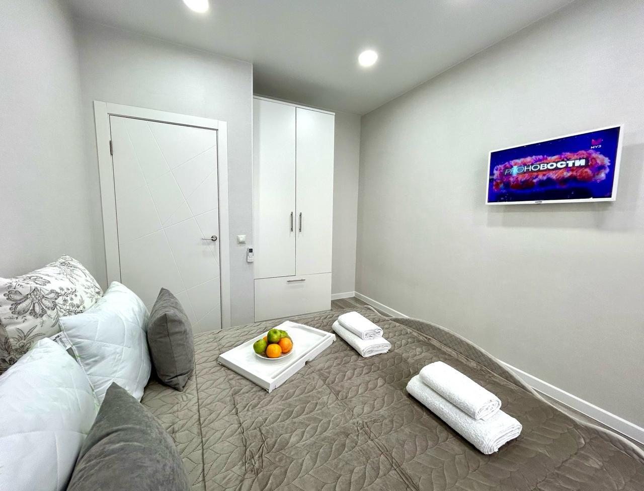 кровать двуспальная