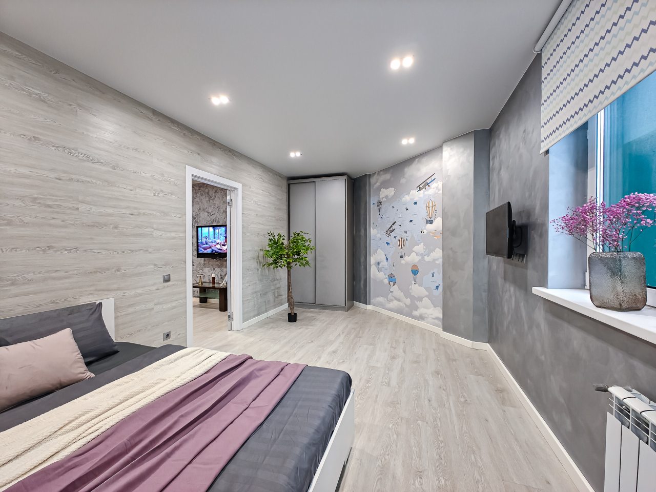 Апартаменты (Atmosfera Sna. Масштабная двухкомнатная с кроватью super king-size в ЖК Дождь), Апартаменты Atmosfera Sna Красноярская улица, 107