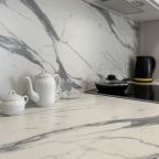 Апартаменты (Люкс Нарцисс в новом ЖК Ария, рядом с аквапарком), Апартаменты В ЖК Ария на Кармацкого 11