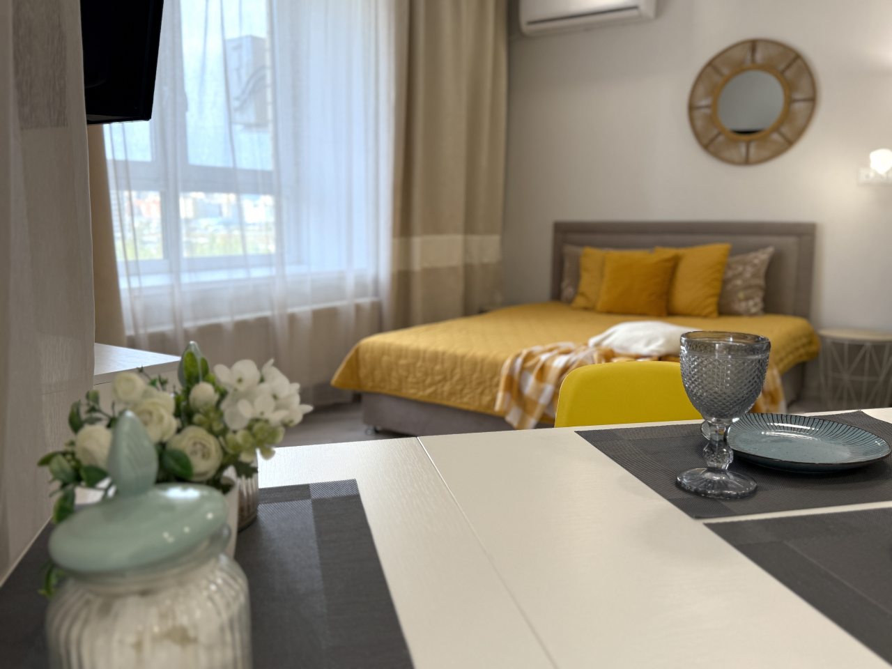 Апартаменты (Люкс Нарцисс в новом ЖК Ария, рядом с аквапарком), Апартаменты В ЖК Ария на Кармацкого 11