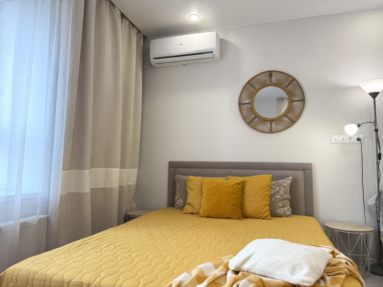 Апартаменты (Люкс Нарцисс в новом ЖК Ария, рядом с аквапарком), Апартаменты В ЖК Ария на Кармацкого 11