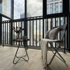 De Luxe (Светлая евродвушка в новом деловом центре города), Апартаменты Атмосфера сна на Московской 75