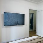 De Luxe (Светлая евродвушка в новом деловом центре города), Апартаменты Атмосфера сна на Московской 75