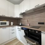 De Luxe (Светлая евродвушка в новом деловом центре города), Апартаменты Атмосфера сна на Московской 75