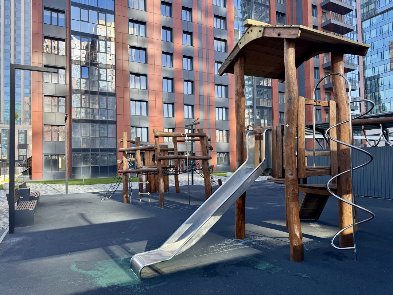 Студио (Современная квартира в новом деловом центре Новосибирска), Апартаменты Атмосфера сна на Московской 75