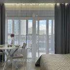 Апартаменты (Светлая квартира в ЖК Облака 2 у метро Октябрьская), Апартаменты Атмосфера сна на Московской 75