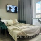 Апартаменты (Светлая квартира в ЖК Облака 2 у метро Октябрьская), Апартаменты Атмосфера сна на Московской 75