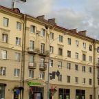 Автостоянка / Парковка, Апартаменты Рядом с ЦУМом и метро