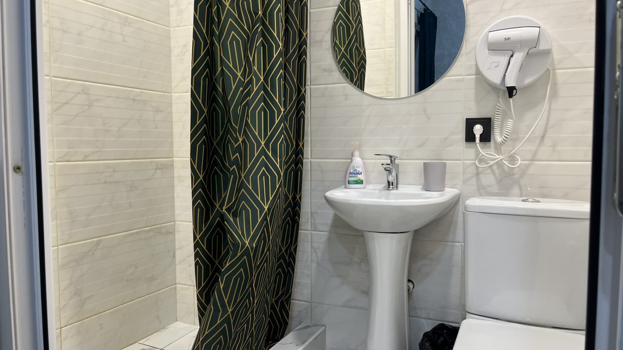 Трёхместный и более (Трехместный семейный номер), Хостел Comeback Саратов