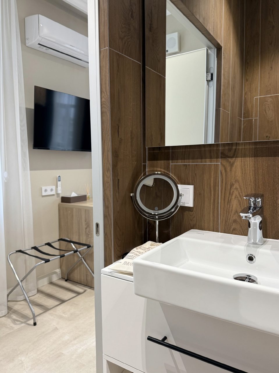 Двухместный (Супериор с двуспальной кроватью или двумя односпальными кроватями), Бутик-Отель Якимов