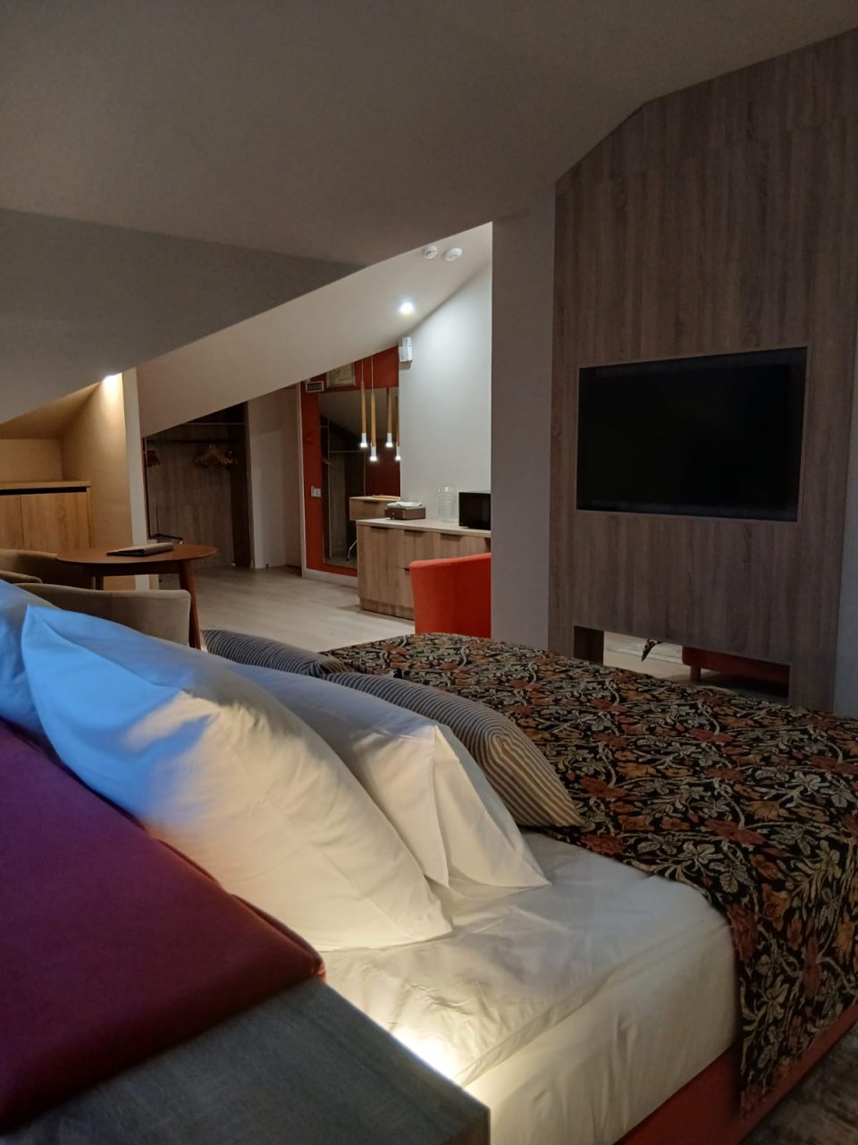 Двухместный (Люкс Мансарда), Бутик-Отель Якимов