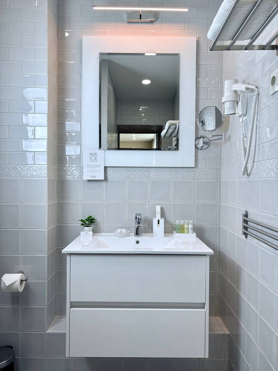 Люкс (ДЖУНИОР СЮИТ), Отель Hotel DeParis