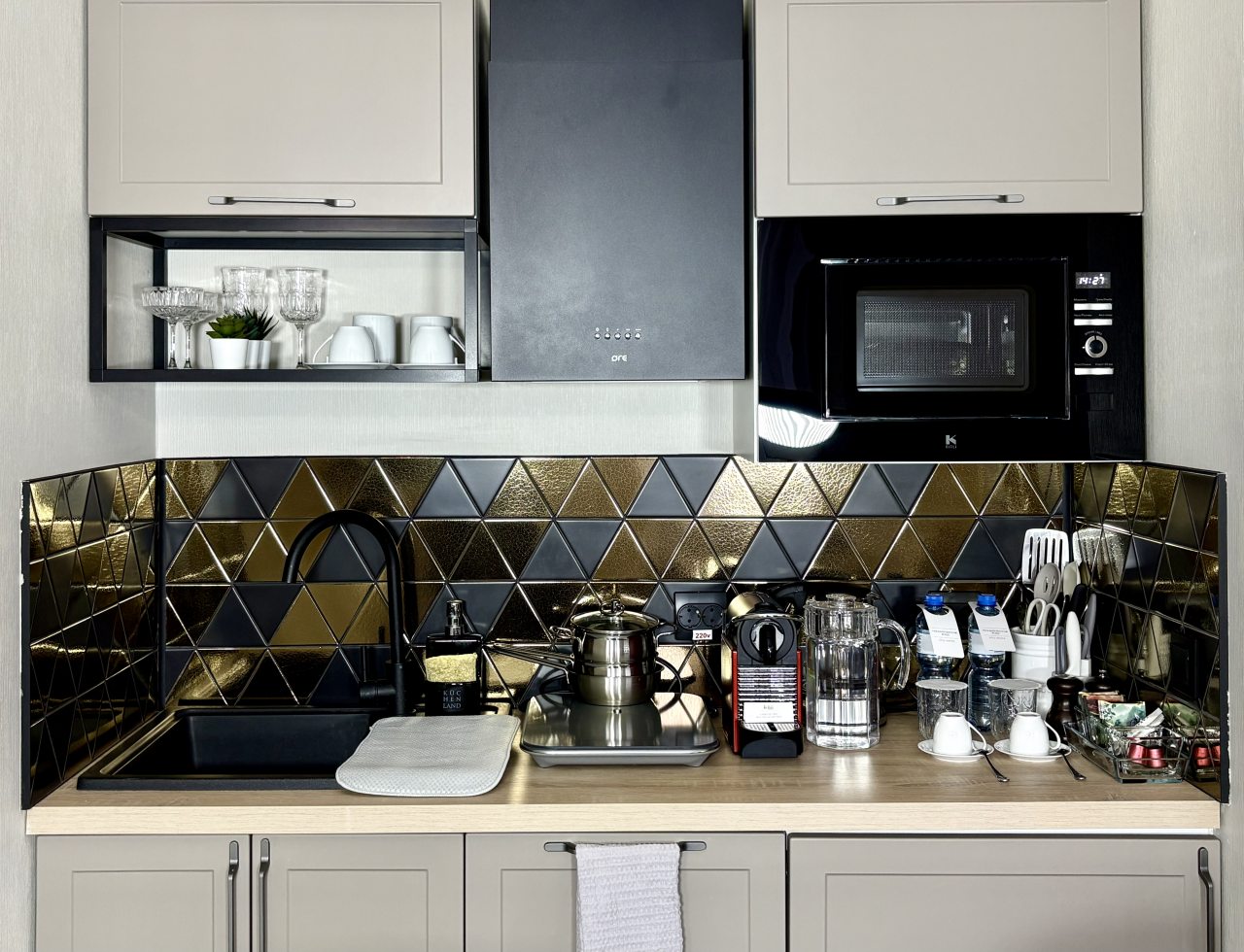 Апартаменты (АПАРТАМЕНТ), Отель Hotel DeParis