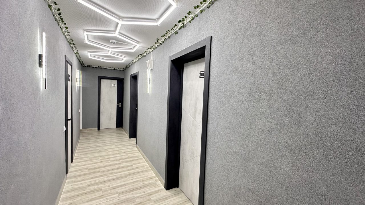 Трёхместный и более (Пятая категория 3-местный (3 гостя) № 307), Хостел Атом 51
