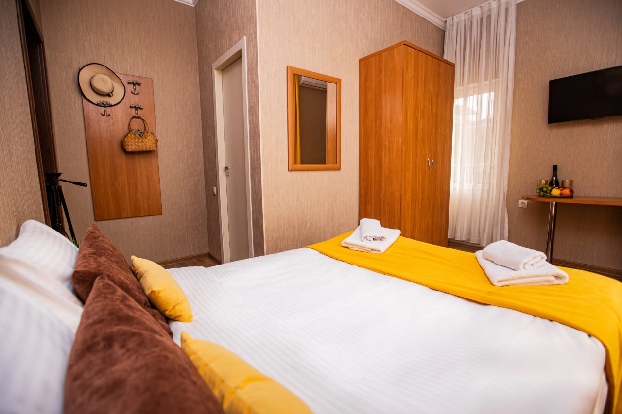 Двухместный (Стандарт 2-местный с балконом), Отель Джульетта