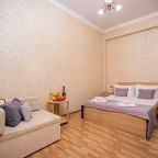 Трёхместный и более (Стандарт 3-местный с двуспальной кроватью и балконом), Отель Джульетта