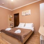 Трёхместный и более (Стандарт 3-местный с двуспальной кроватью и балконом), Отель Джульетта