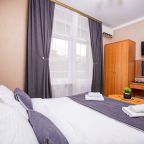 Трёхместный и более (Семейный двухкомнатный до 4 гостей с балконом), Отель Джульетта