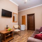 Трёхместный и более (Семейный двухкомнатный до 4 гостей с балконом), Отель Джульетта