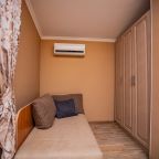 Четырехместный (Комфорт 4-местный с двуспальной и односпальной кроватями с террасой), Отель Джульетта